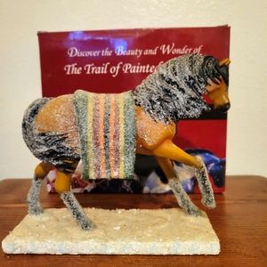 Trail of the painted ponies figurine